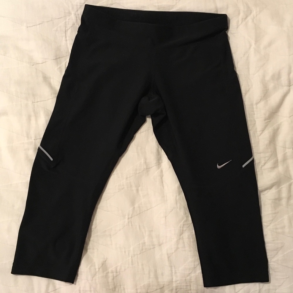 Nike Cropped Leggings